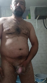 Mestre papai goza no chuveiro