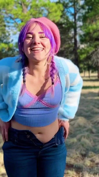 I love peeing outdoors