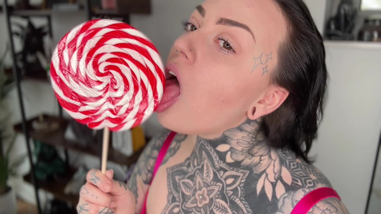 Miss Valentina: Oral Fixation