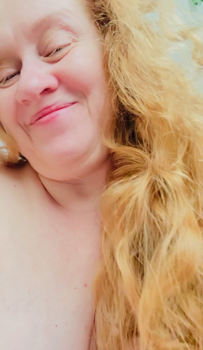 VikkiGeorgia: Helo