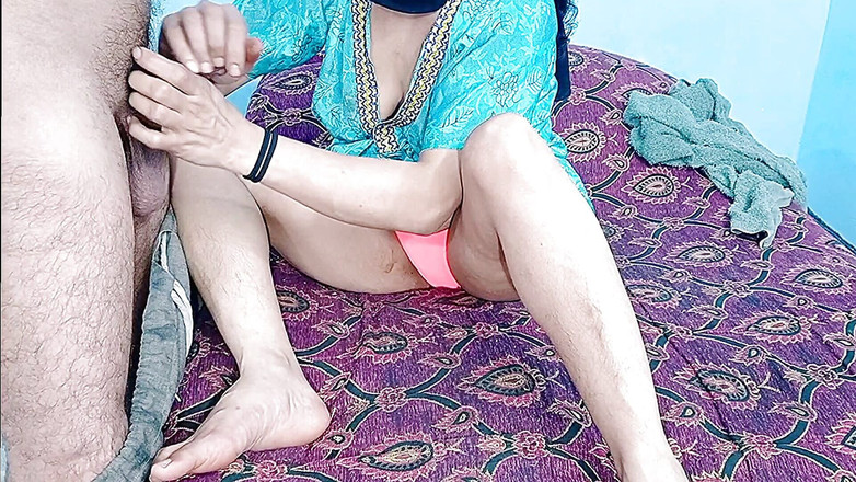 Netu: Indisches sexy dorfmädchen heißes reiben beim reiten auf großem schwanz...