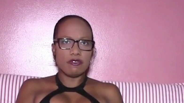 Nasty Media: Rozhovor s paní Vaughn