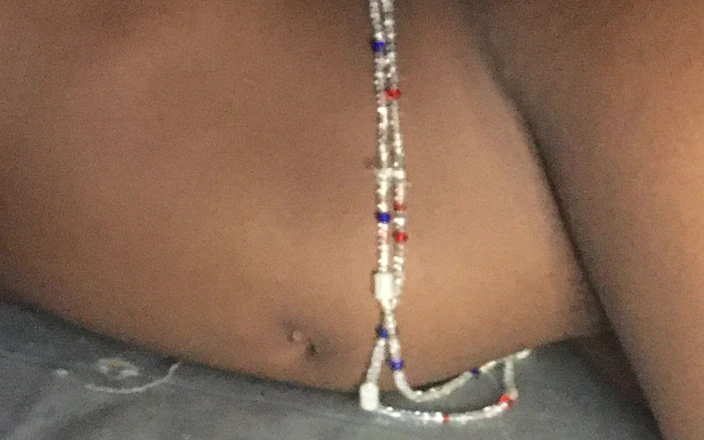 Sexy_Anal_Goddess: Esa puta embarazada preñada en un consolador grande