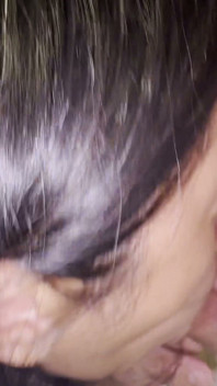 Pinay MILF - engasgos em pau grosso e pingando - Lexxi Wett
