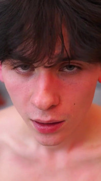 Skinny Twink nasceu para pornô