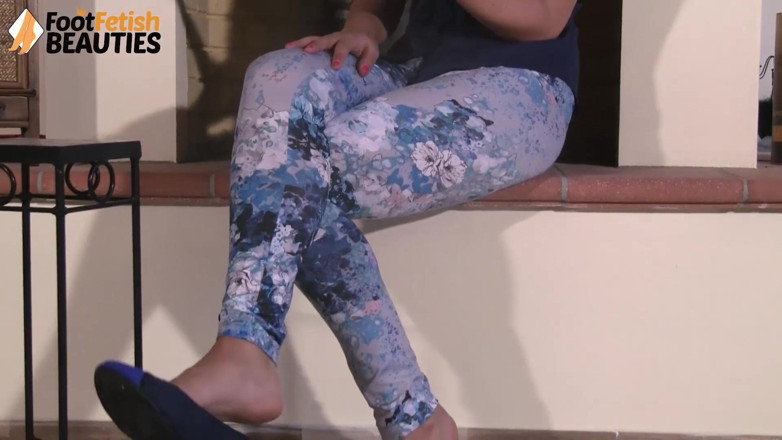 Foot Fetish HD: Valeria pokazuje swoje piękne stopy