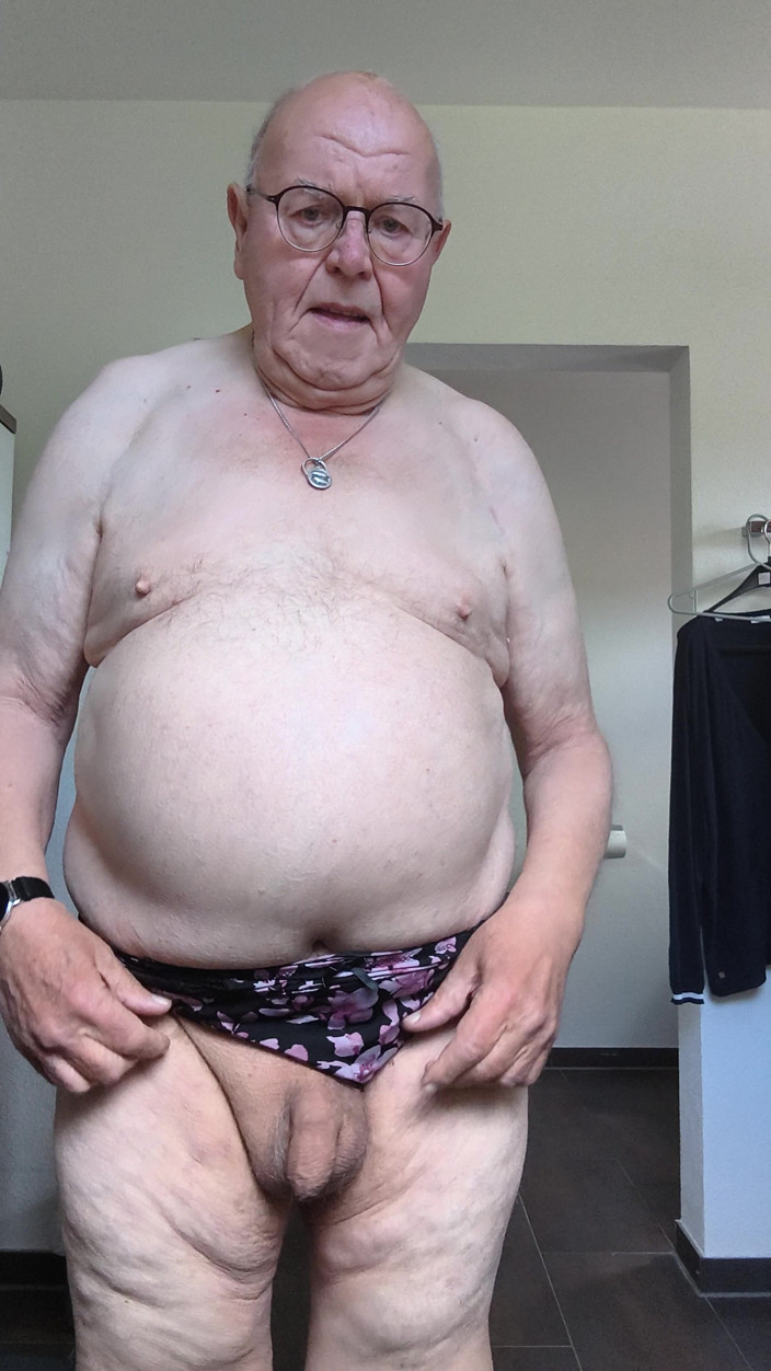 Karlchengeil: Wife's Flower Pantie and Belted