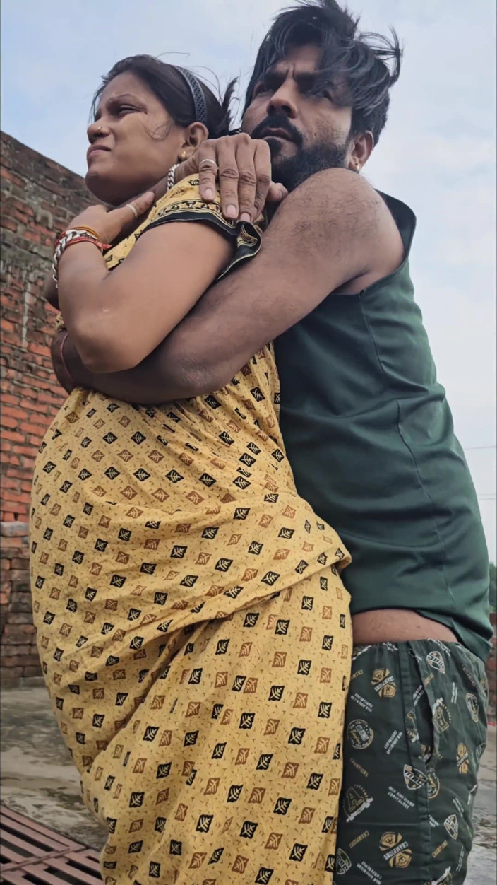 Aalox: Indische Desi dorpsliefde huwelijksparen deel 2