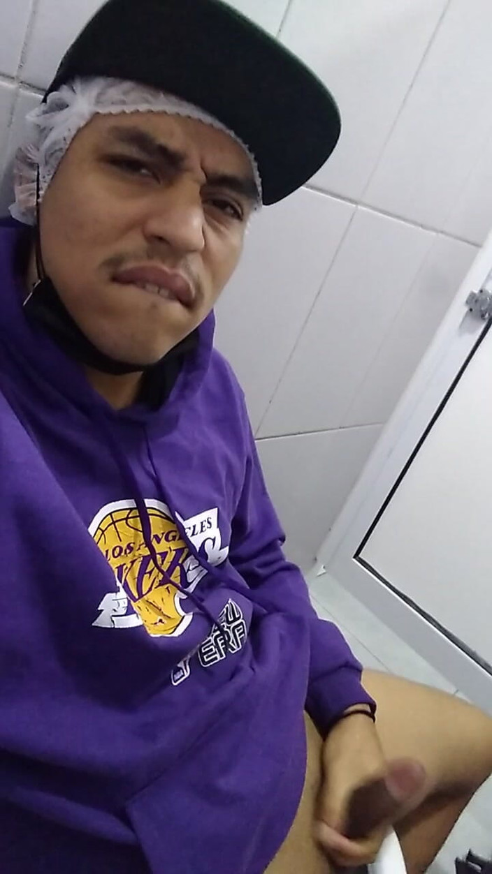 AlexAlejandro13: Câteva trageri în băile publice