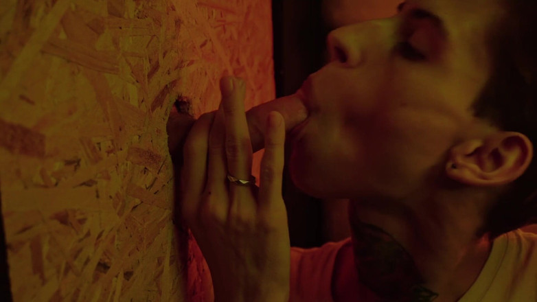 HotDogs studio: Wunder, gloryhole