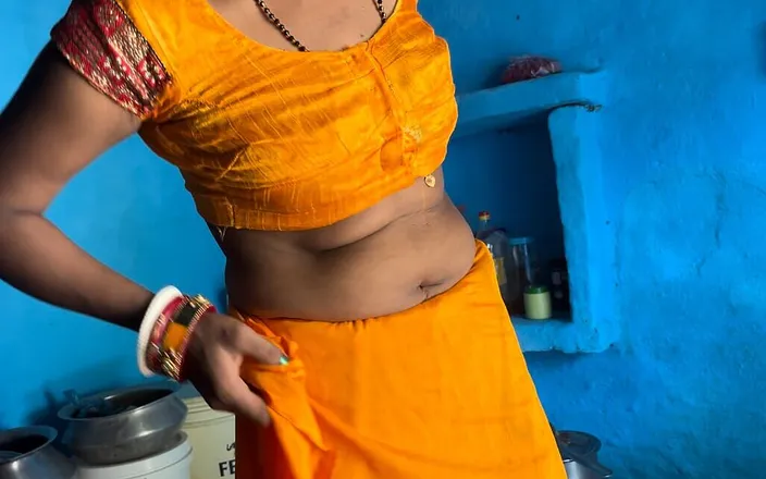 Desi Bhabhi 01: Desi Bhabhi Fucking with Hasband