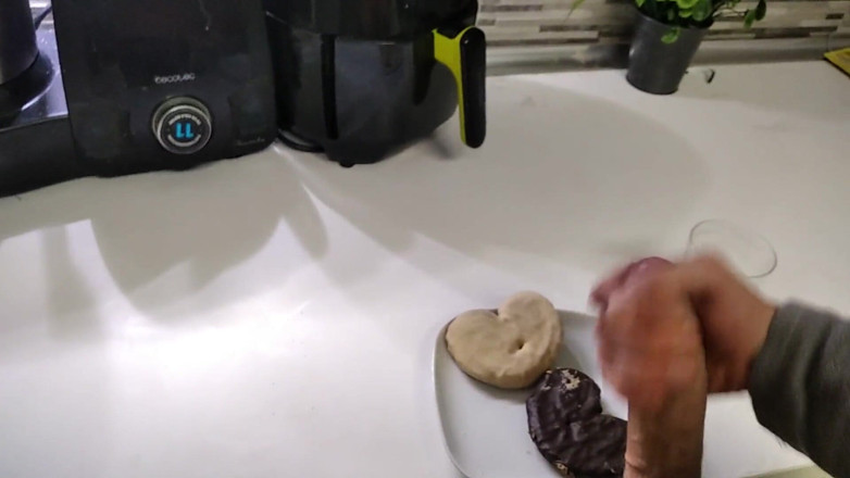 Elvissc: Very Dirty Boy I Prepare a Special Breakfast for You,...