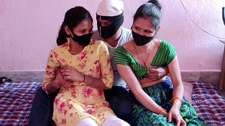 HousewifeGeeta: Mengongkek kedua-dua rumah isteri dan di luar bersama-sama