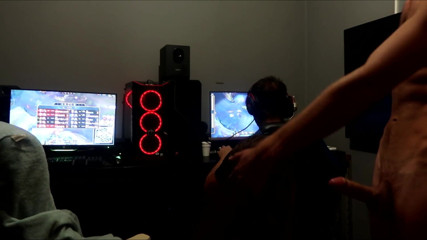 GamingCouple: Dostaje wytrysk, gdy mój rogacz mężulek gra w gry