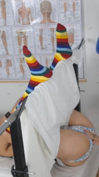 Dívka poprvé u gynekologa.