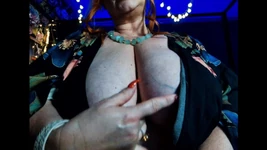 最好的乳房sam38