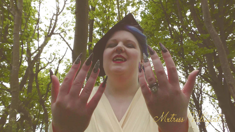 Mxtress Valleycat: Sanguine dev kadın uzun tırnaklar