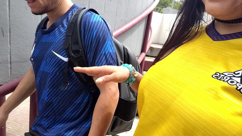 InsaciableX: Wanita hot kolombia lagi asik sama pria perancis yang hot...