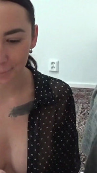 Amatoriale milf turca con un gran culo scopata duramente da uno stronzo di 20 anni