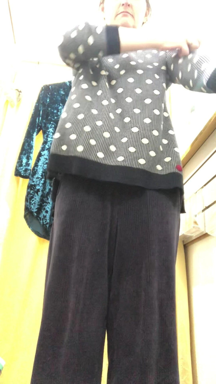 MistressWriggler: 공공 장소에서 벌거벗은 것이 유일한 방법일 때!