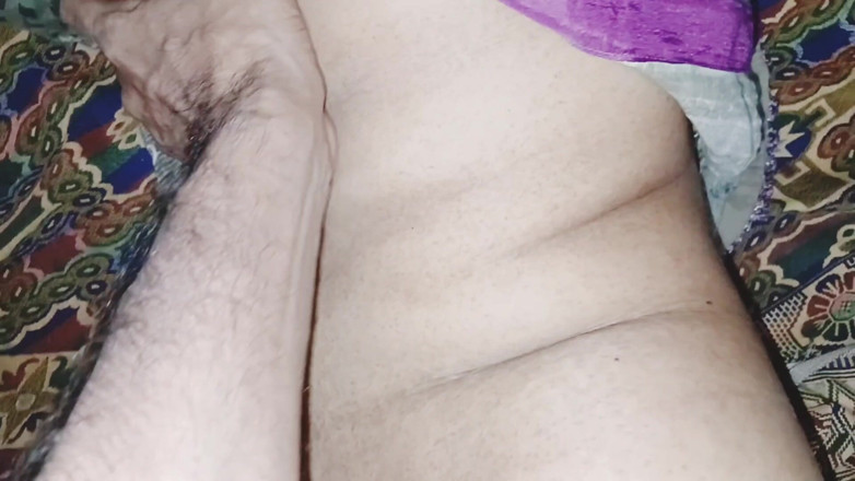 Alexander Robin: Tante seksi india ki gand lagi asik memeknya bagian 2