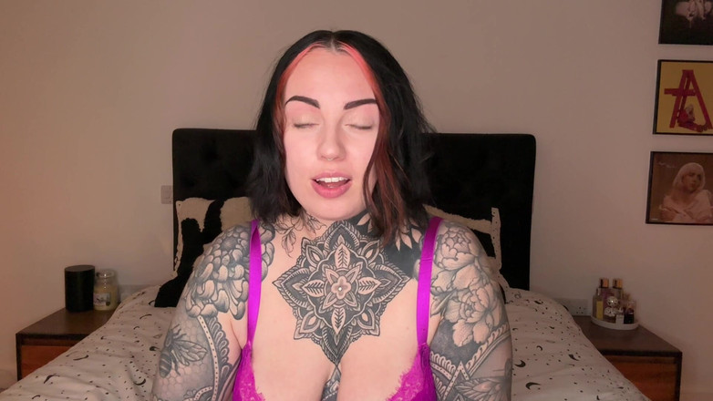 Miss Valentina: 控制你的已婚性生活