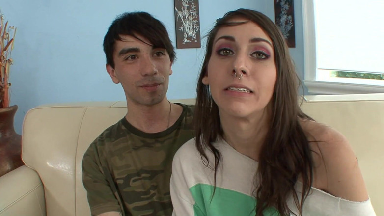 Dirty fantasy: Una giovane moderna scopa il suo fratellastro per ottenere un...