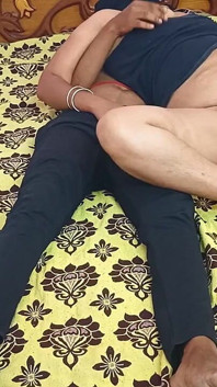Sesso con l'amico di mio marito nella camera d'albergo