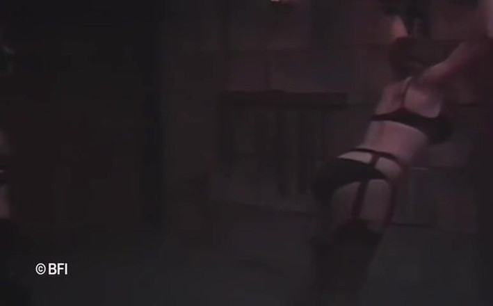 Slave Seks: Katrina's awakening