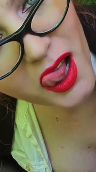 Zkřížené punčocháče nohy fetiš