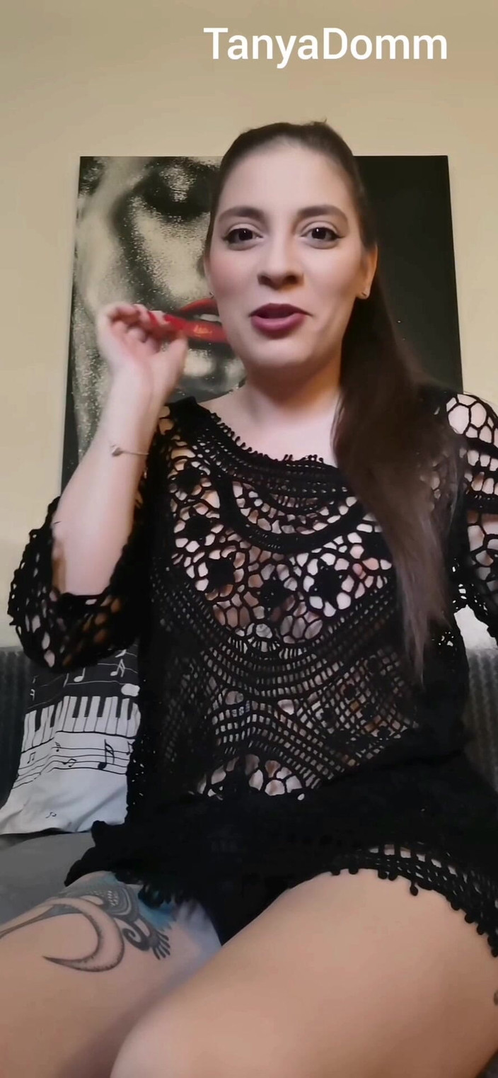 TanyaDomm: Ponížení malého penisu Průměr Sph X