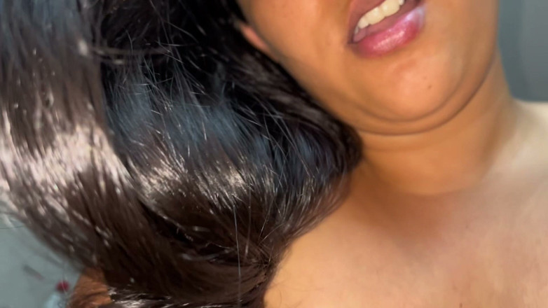 Gilversexy: Busty and Big Ass Stepmom but Very Slutty
