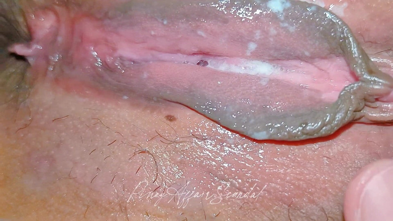 TeenPinayCloseUp: Pinay Teen's Wet Pussy Gets Filled with Hot Cum