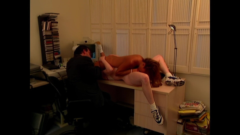 Blitzporn: Cherry Mirage: Величезні м'які груди для антологічної лесбійської сцени