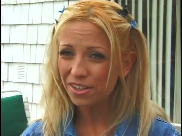 Wild Suckers: Girl gives a great blowjob