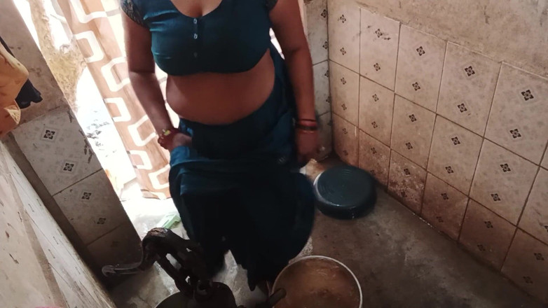 Desi_bhabhi121: Обнаженное шоу в ванне дези бхабхи