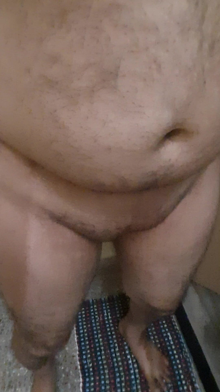 Nandhini She: Frecându-mi