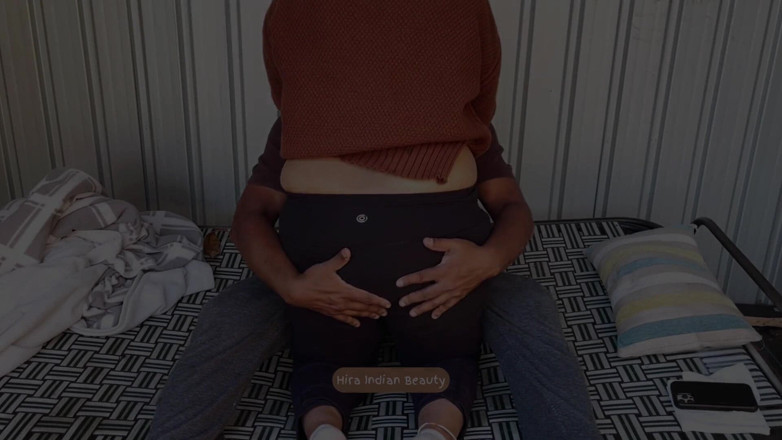 Hot 365 Entertainments: 야외에서 손가락으로 둥글게 젖어 있는 인도 아줌마! 핫한 타밀 커플의 위험한 마을 로맨스