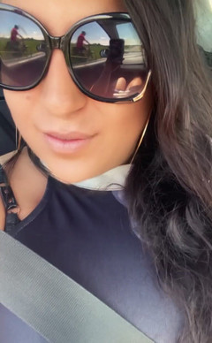 LadyAyse5: 如果你不懂德语，就让自己被我的声音迷住了。