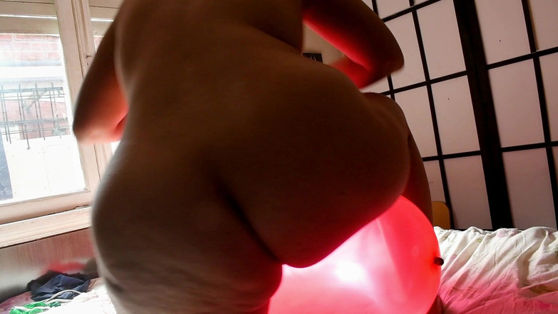 Bunny Looner: Ride Big Crystal Balloons at Morning Sun - Bunny Looner