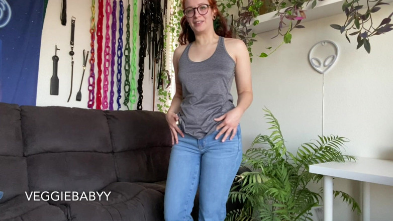 Veggiebabyy: Denim fetisj walvisstaart Joi plaagt