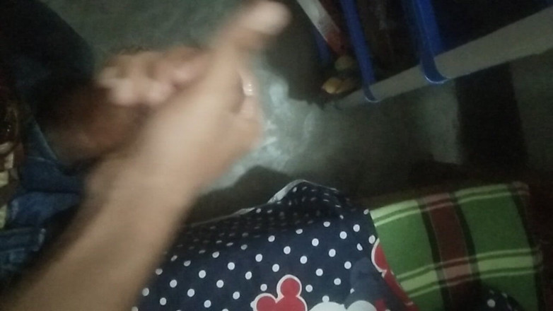 Viral_tiktokar: 他想操一个女孩，所以我打我的手