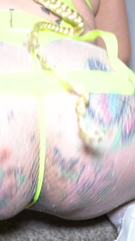 Slow motion hoppande Milky Tit Twerk retas