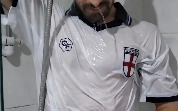 Twotwinkhusbands: British Football Lad Rowan Soaked