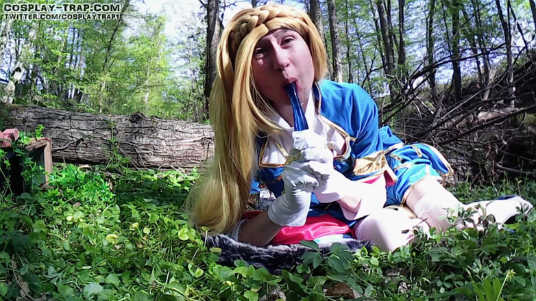 RosalinaxGirl: Cosplay perangkap frolik hutan Zelda Frisky