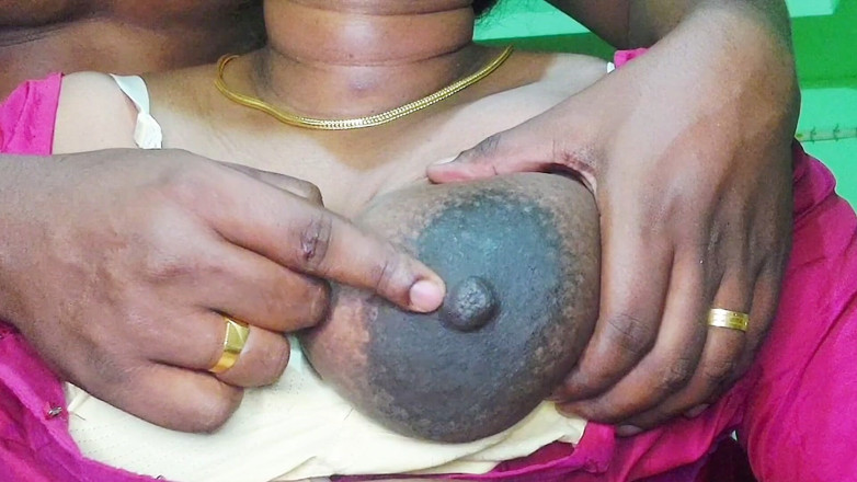 Desi Mohini: Kavita Bhabhi的大奶子