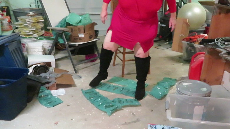 BBW nurse Vicki adventures with friends: Большая задница попка делает воздушные пакеты для ваших пакетов с ее жопой, притопы