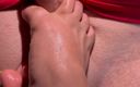 Latina malas nail house: Dedos de los pies masajeando polla grande