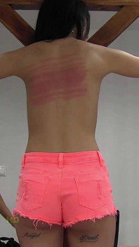 Máy đánh đòn Donna2 - quất lưng trần