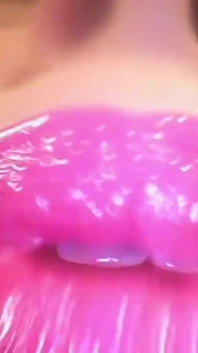 Deep Inside Sydney's Mouth - Sydney Screams Shows off Mouth, Tongue, Throat, and Uvula with Endoscope